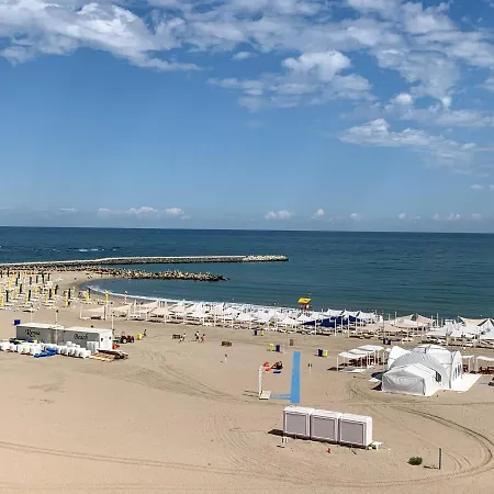 Apartment Studio Faleza Nord